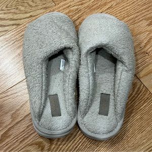 Skkn by Kim Kardashian Spa Terrycloth Slippers